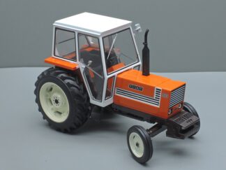 FIAT 880 HVIT CAB 2WD