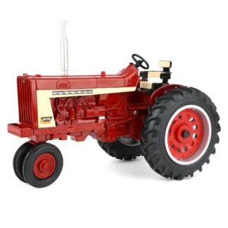 Farmall 806 Smal front 1/16 Ertl