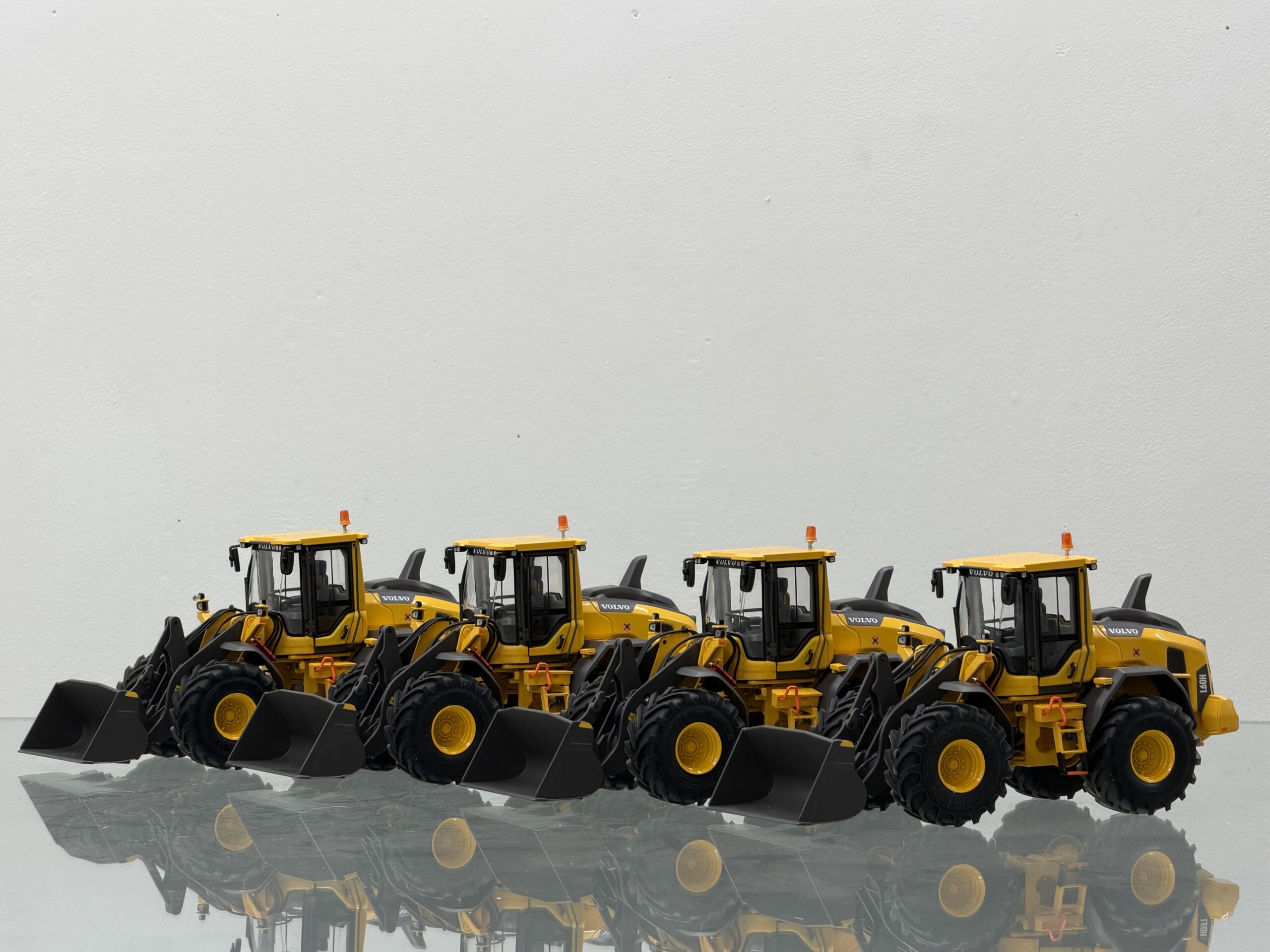 Volvo L60 Med Michelin Flotation Hjul 1/32 AT Collection - Bilde 17