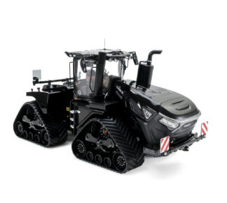 Case IH Black 715 Quadtrac Limited Edition 1000.stk 1/32 Universal Hobbies