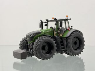 Fendt 1050 Exclusive Black 1/32 Wiking